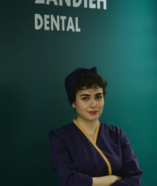 دکتر فاطمه زحمت کش متخصص عمومی دندانپزشکی زندیه شیراز
